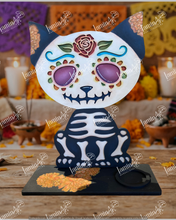 Cargar imagen en el visor de la galería, GATITO PORTAVELA MDF LANMU26