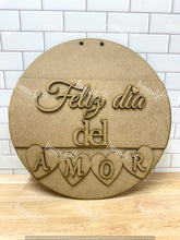 Cargar imagen en el visor de la galería, COLGANTE FELIZ DIA DEL AMOR  MDF