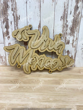 Cargar imagen en el visor de la galería, COLGANTE VIVA MEXICO MDF LANSEP26