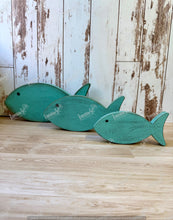 Cargar imagen en el visor de la galería, TRIO DE PECES MDF