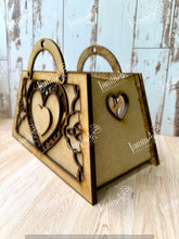 Cargar imagen en el visor de la galería, BOLSO CORAZÓN MDF LAN 2026