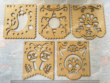 Cargar imagen en el visor de la galería, GUIA PAPEL PICADO PATRIO MDF LANSEP26