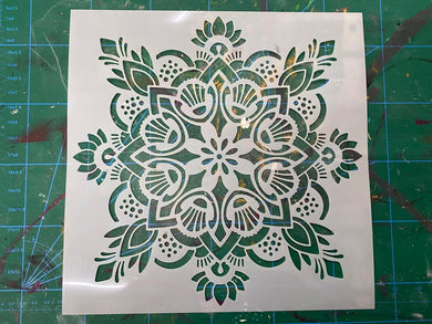 Stencil decorativo para Manualidades y decoración 30x30 MANDALAS 012